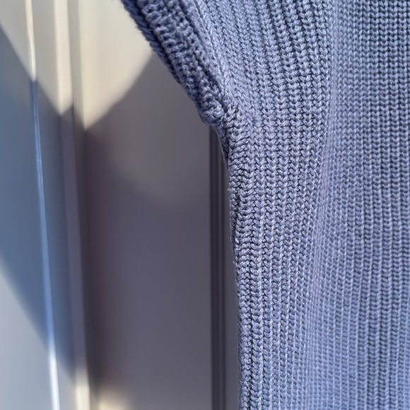 Rachel Zoe V neck pullover Henley sweater in light cornflower blue w/ buttons - Picture 4 of 15